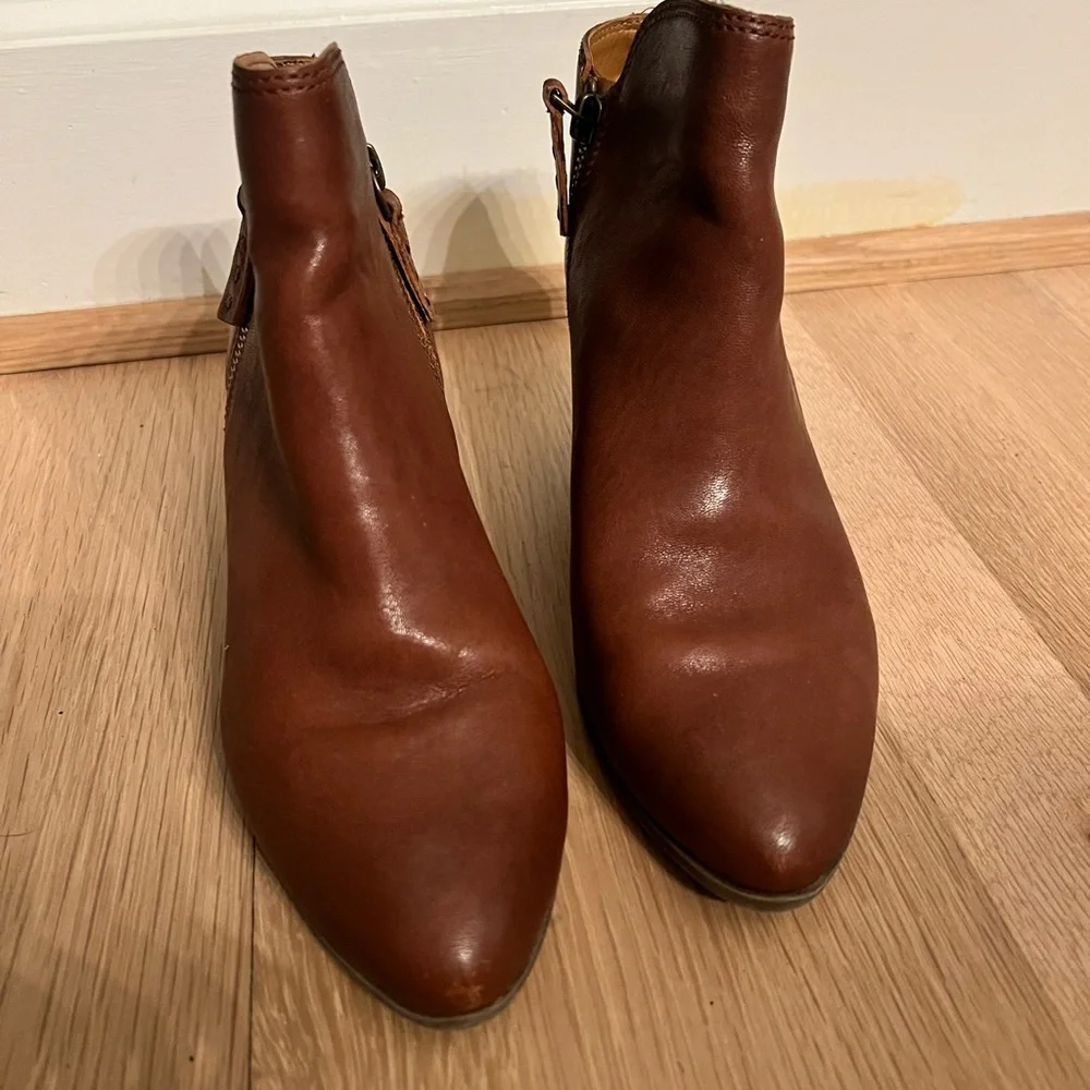 Frye “Judith” Leather Booties - Picture 4 of 6